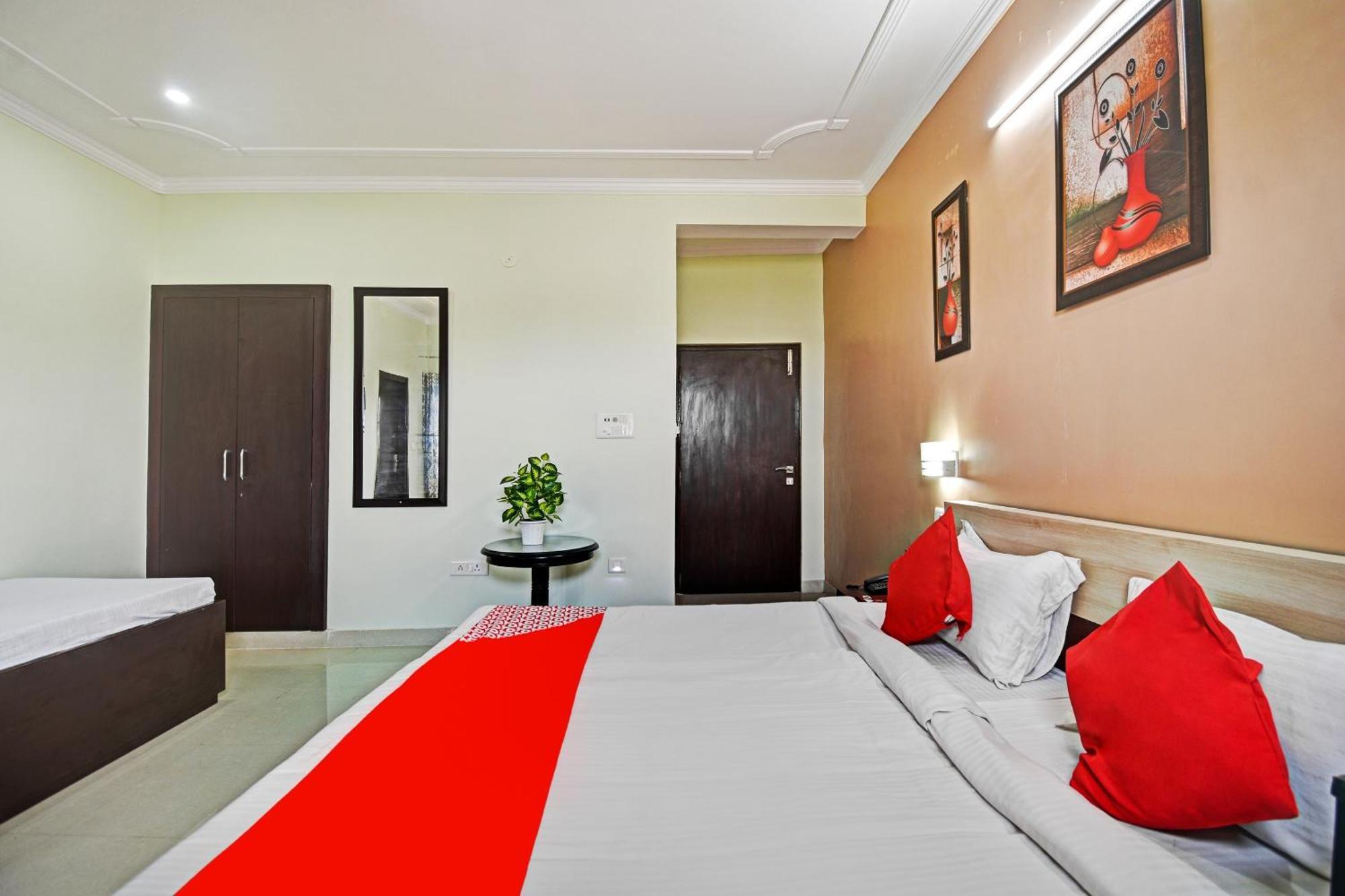 Hotel O 75407 Hotel Jaipur Home Stay Hawa Sadak Exterior photo